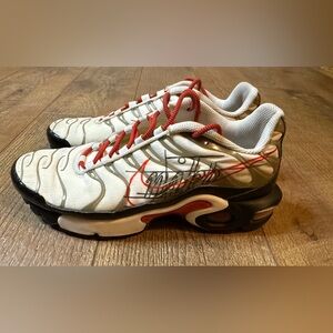 Nike Air Max Plus GS 'Script Swoosh' Red, White, Black Sz 5.5Y